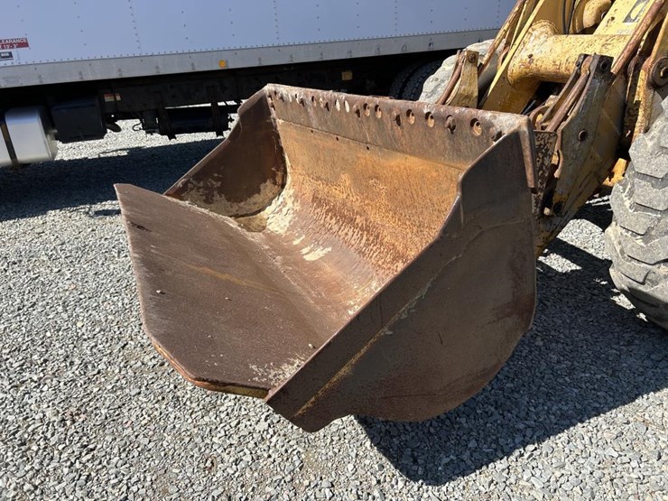 caterpillar-930-image-9