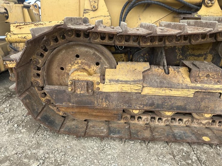 caterpillar-d4g-image-41