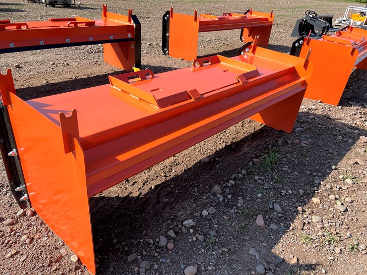 #8239-•-new-kc-8'-skid-steer-pusher-image-6