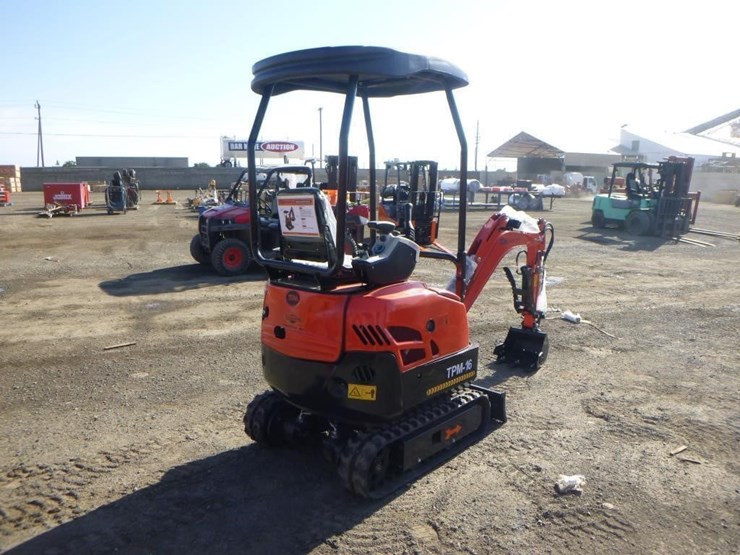 2025-tpm-16-hydraulic-excavator-image-3