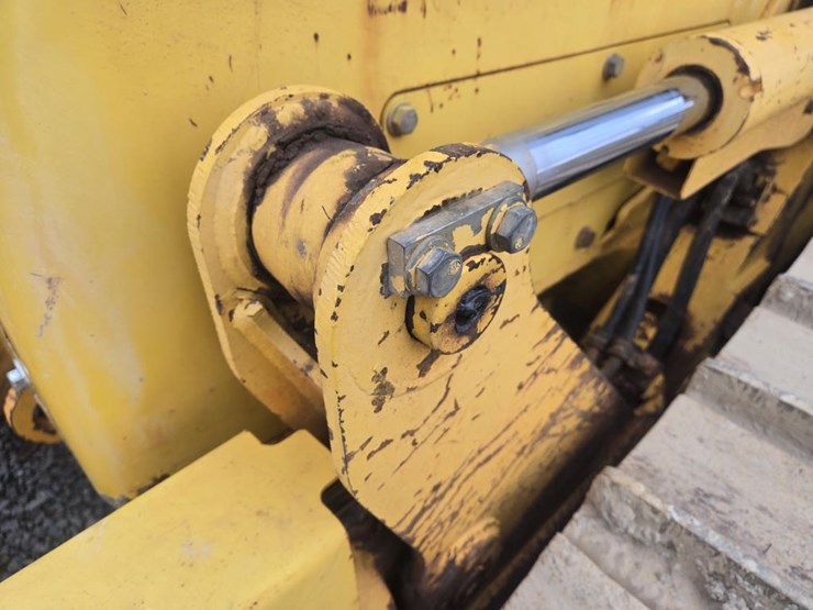 2014-komatsu-d51pxi-image-24