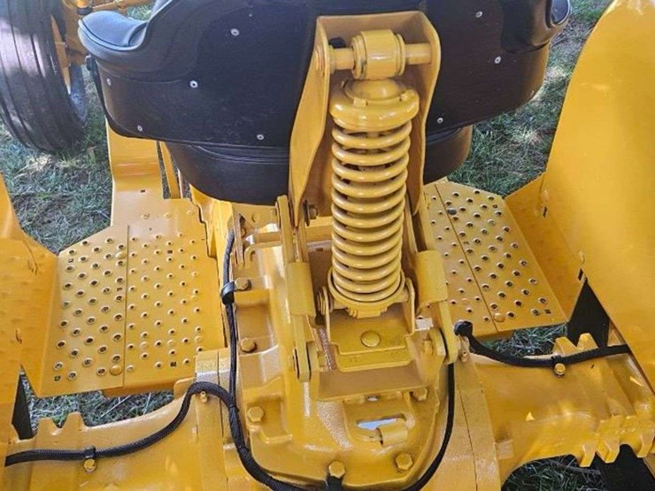 1969-john-deere-300-image-4