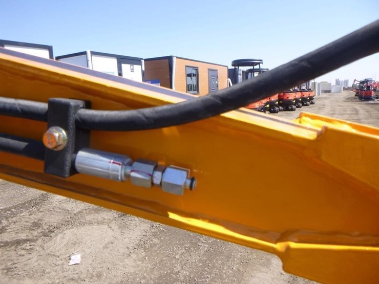 2025-vicsec-vc13-hydraulic-excavator-image-13
