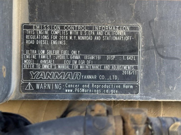 2019-case-cx37c-image-56