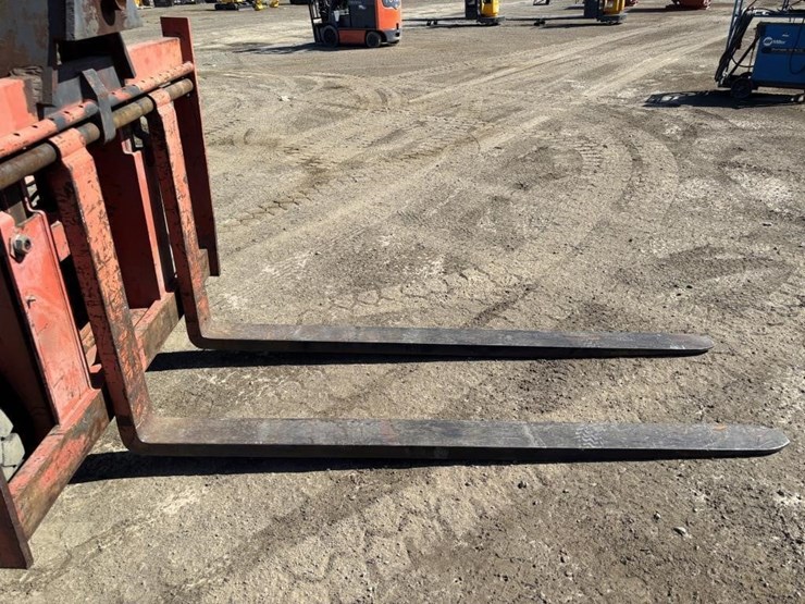 clark-gph75-forklift-image-10