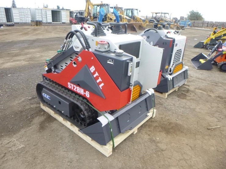 battler-st28h-6-skid-steer-track-loader-image-4
