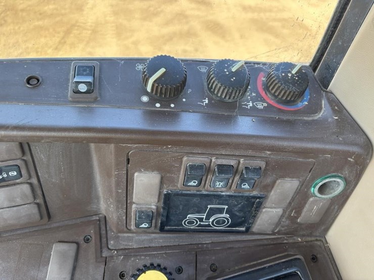 1996-john-deere-6410-image-31