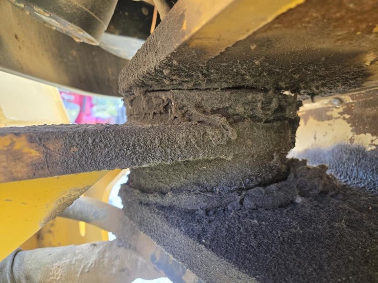 2007-deere-844j-image-36