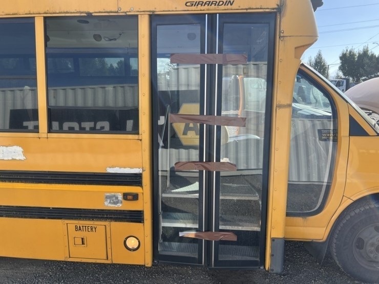 2008-chevrolet-express-school-bus-image-15