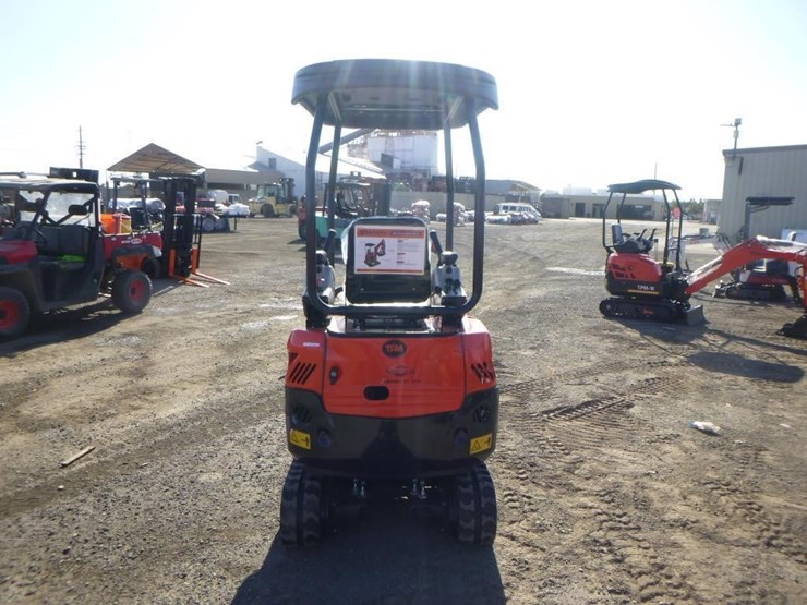 2025-tpm-16-hydraulic-excavator-image-8
