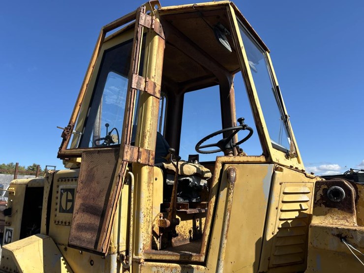 caterpillar-930-image-49