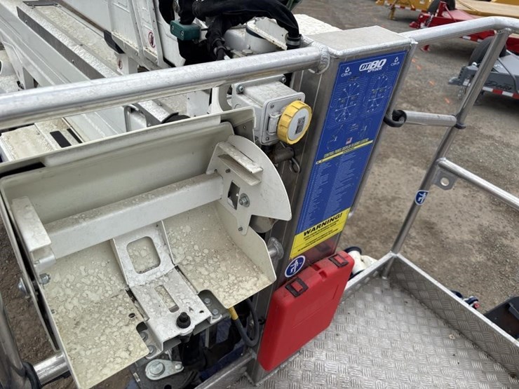 2023-cela-dt80-spyder-telescopic-boom-lift-image-17
