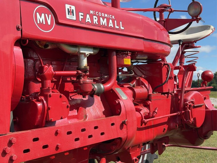 farmall-mv-image-79