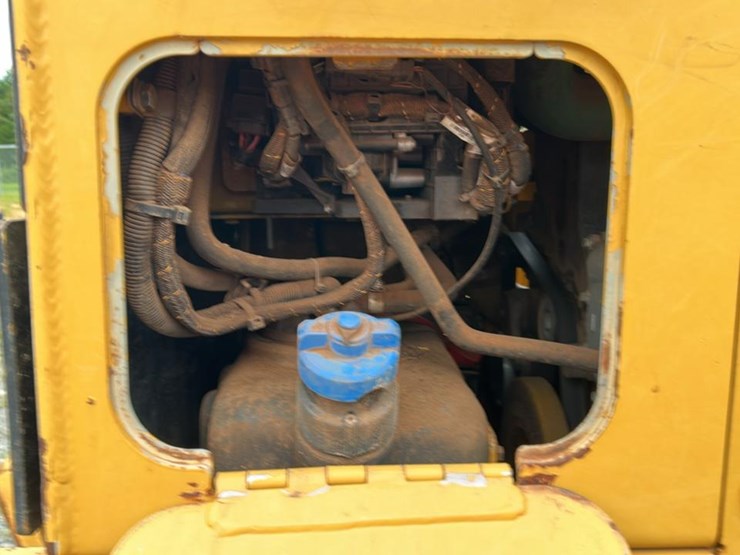 2018-caterpillar-535d-image-16