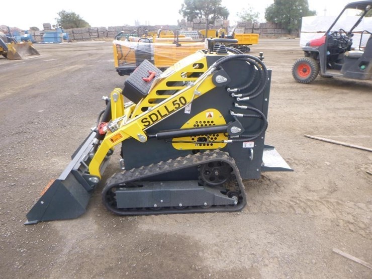 2025-sdlanch-sdll50-skid-steer-track-loader-image-5