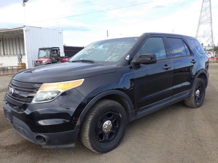 2013-ford-explorer-image-1