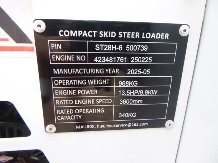 battler-st28h-6-skid-steer-track-loader-image-20