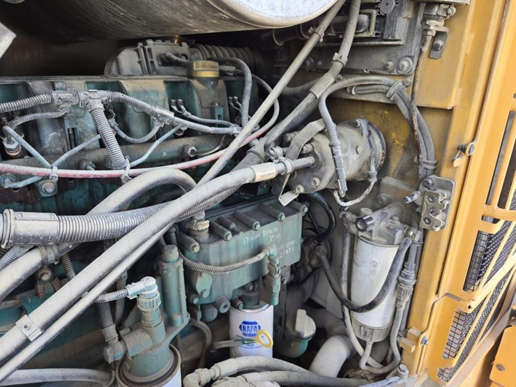 volvo-l120f-image-52