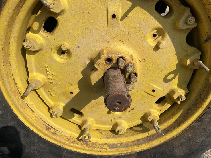 john-deere-4230-image-12
