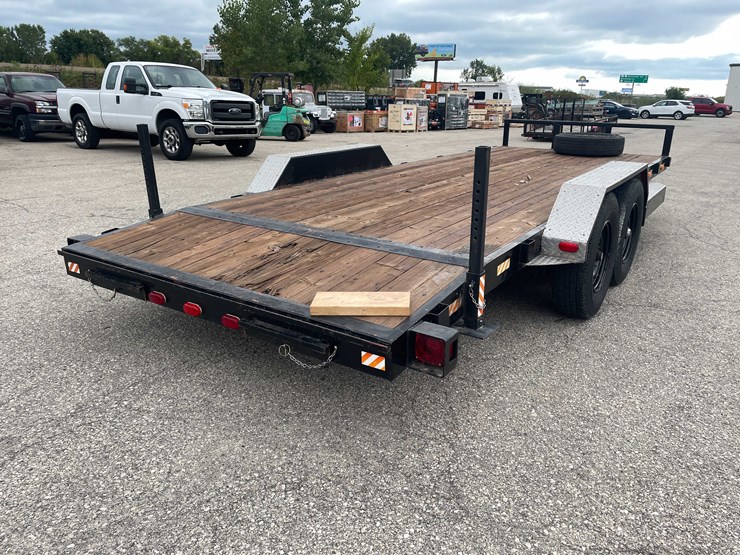 #1977-•-20'-tandem-axle-trailer-(has-wi-title)-image-5