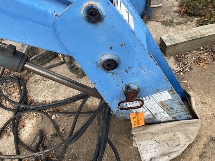 new-holland-92lb-image-26