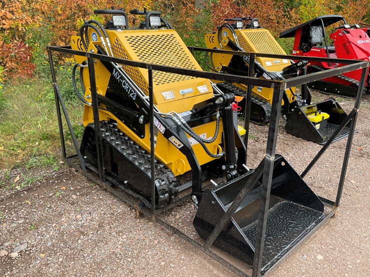 #8171-•-agt-compact-track-loader-image-3