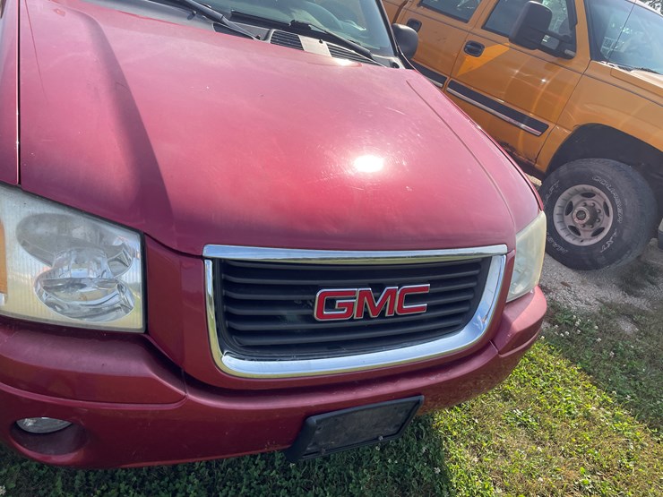 2004-gmc-envoy-image-10
