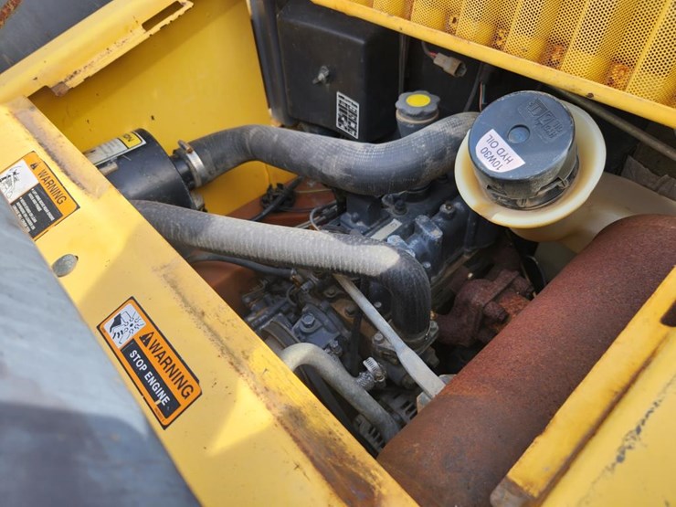 2001-new-holland-ls150-image-29