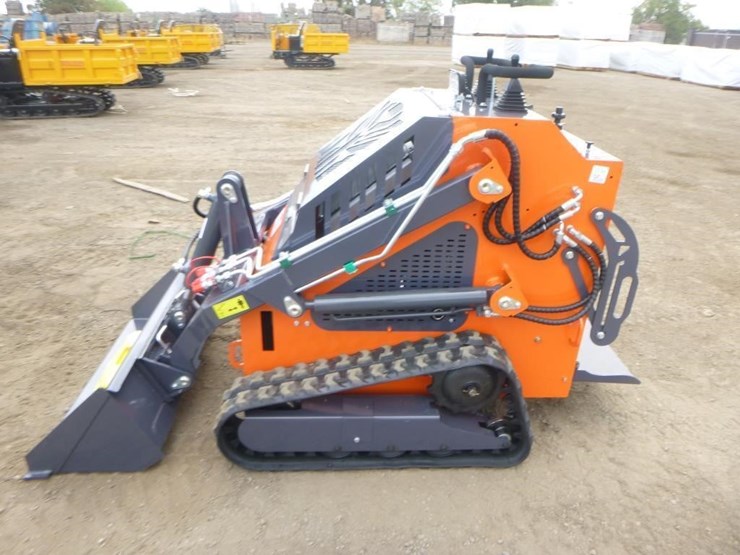 tpm-t460-skid-steer-track-loader-image-5
