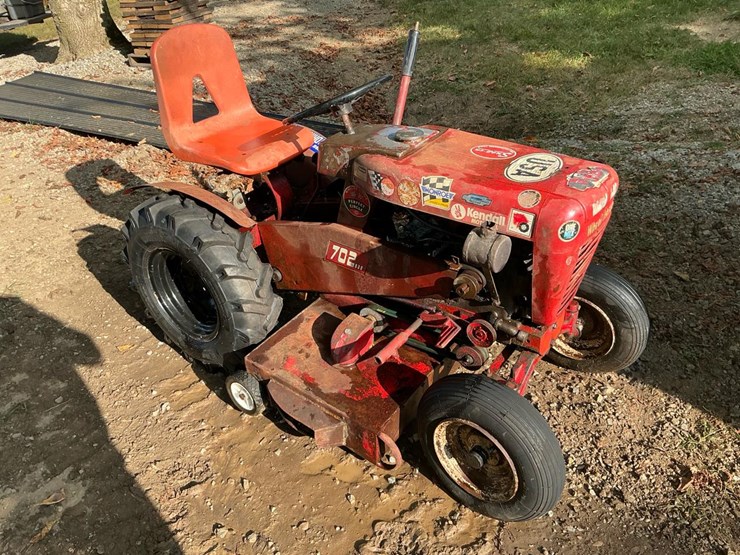 #114-•-wheel-horse-garden-tractor-image-7