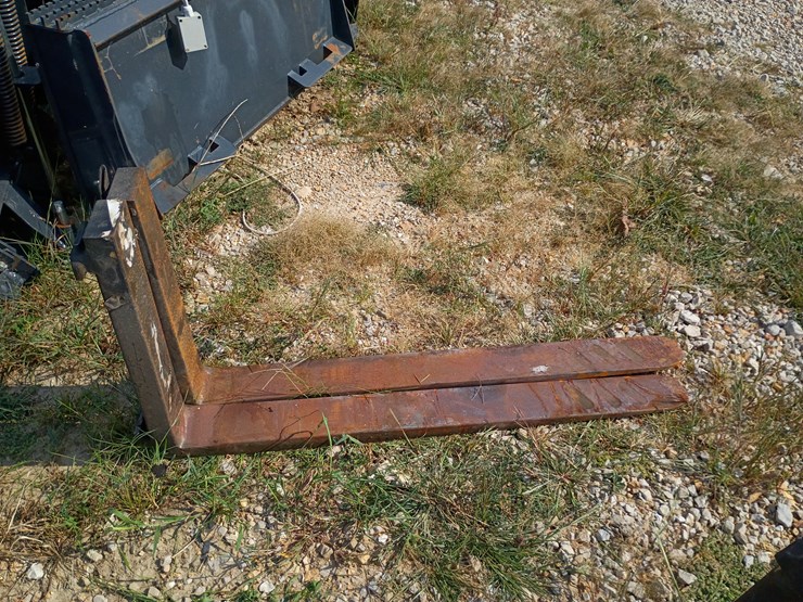 #101-•-set-of-42"-pallet-forks-image-4