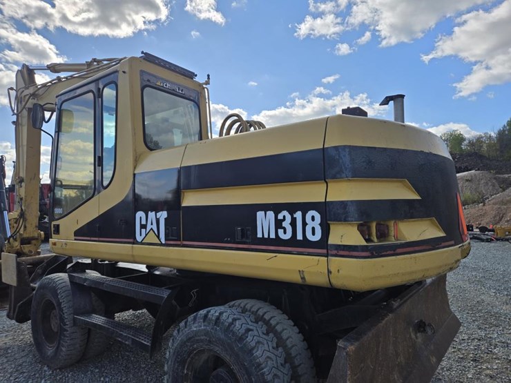 2006-caterpillar-m318-image-52