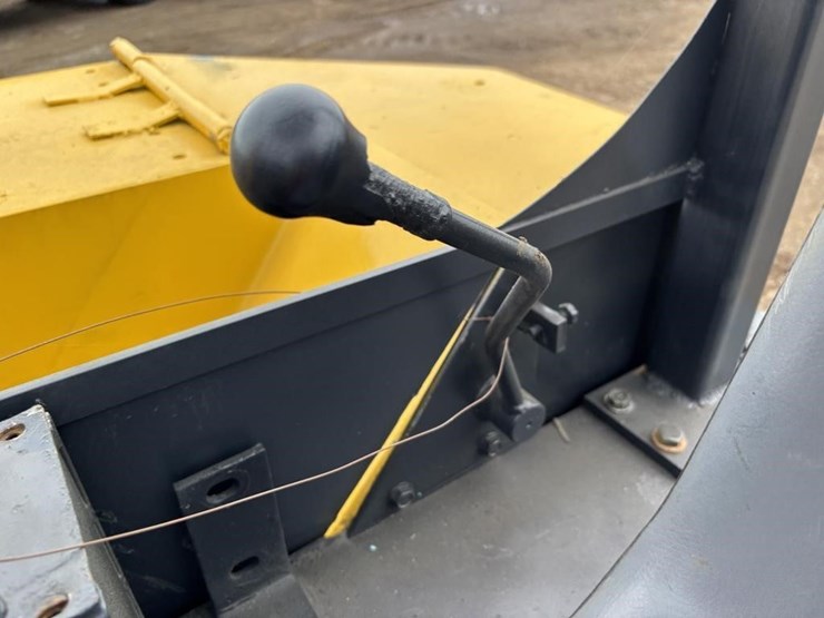 komatsu-pc28uu-image-30