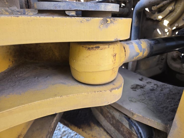 2007-deere-844j-image-37