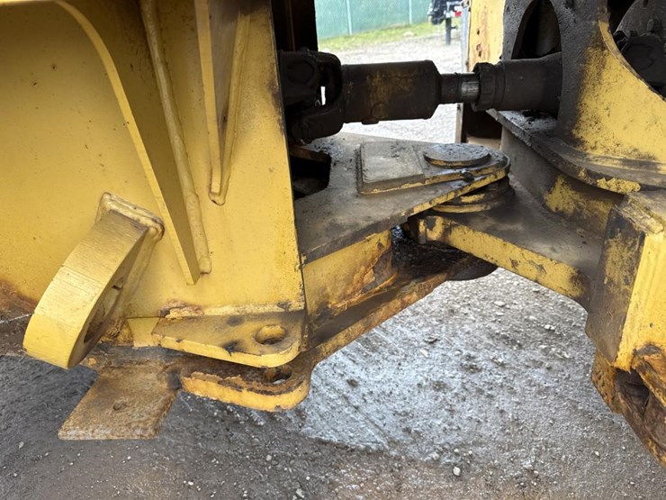 caterpillar-950h-image-23
