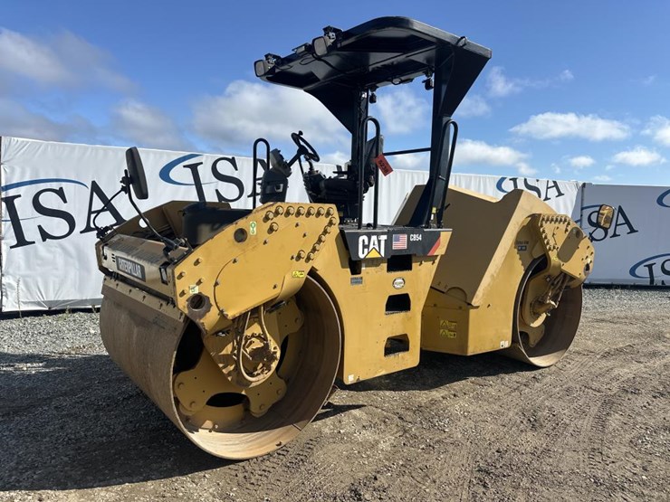 caterpillar-cb54-image-1