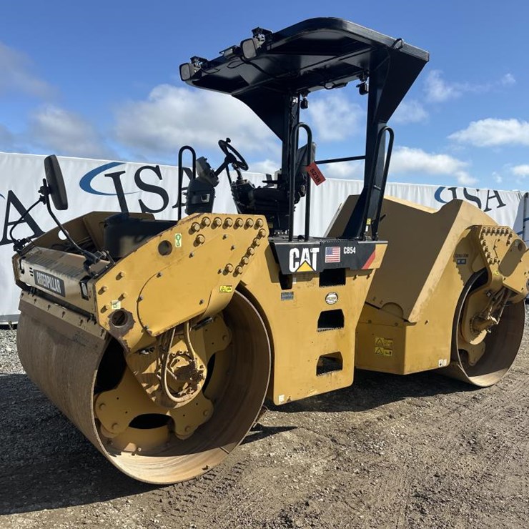 CATERPILLAR CB54