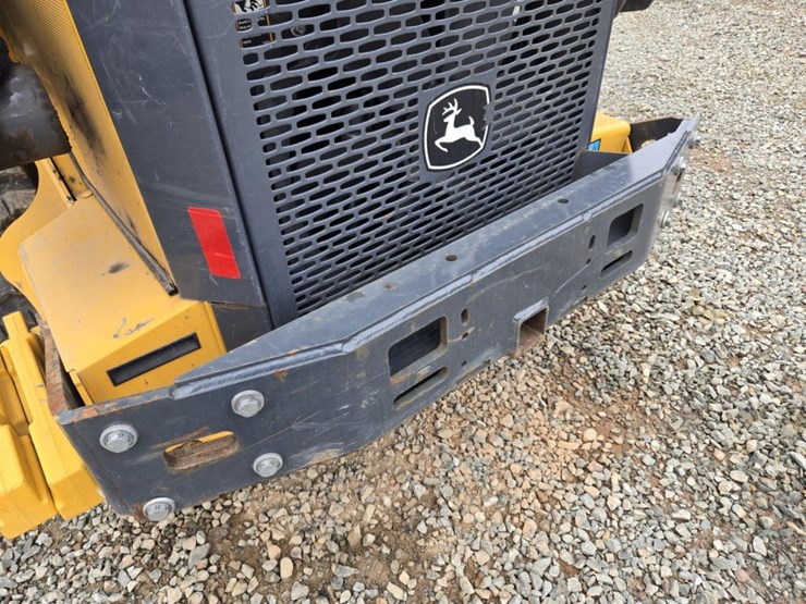 2022-deere-333g-image-30