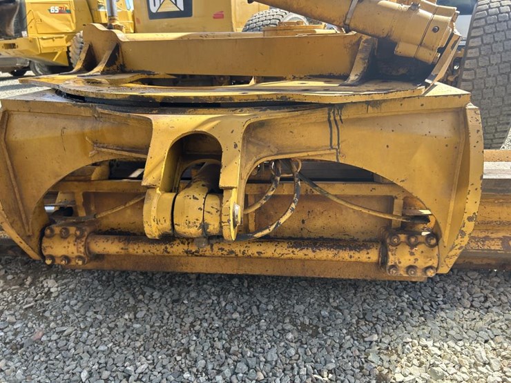 deere-770bh-image-46