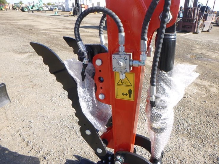 2025-tpm-16-hydraulic-excavator-image-12