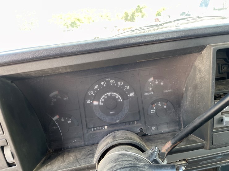 1990-gmc-sierra-3500-image-28