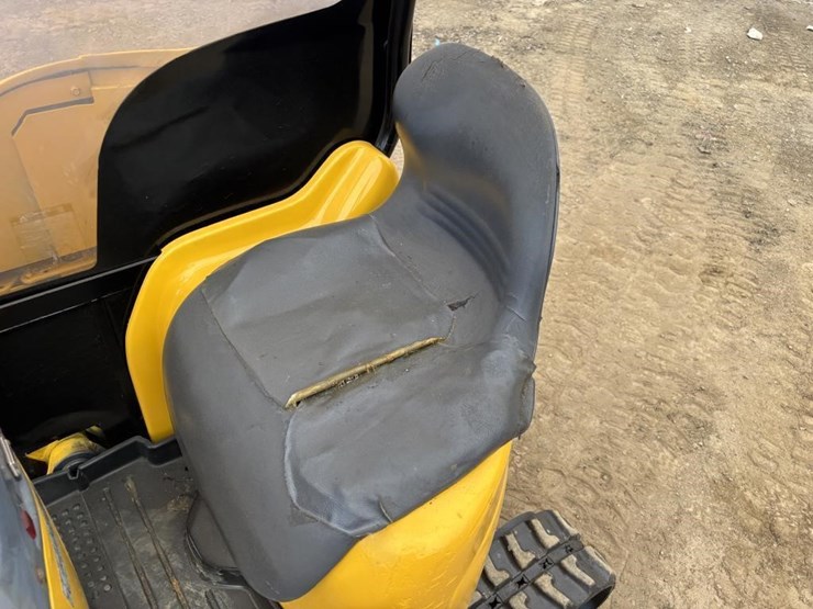 komatsu-pco8uu-1f-hydraulic-excavator-image-23