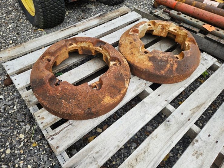 #2051-•-john-deere-rear-wheel-weights-image-3