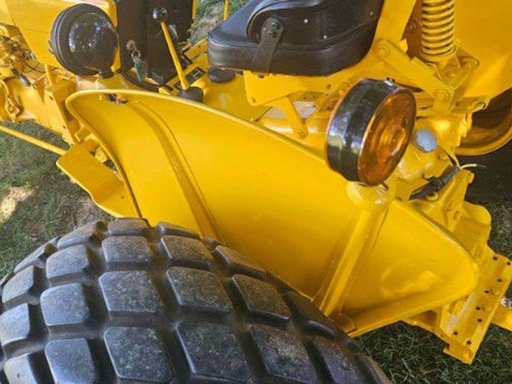 1969-john-deere-300-image-15