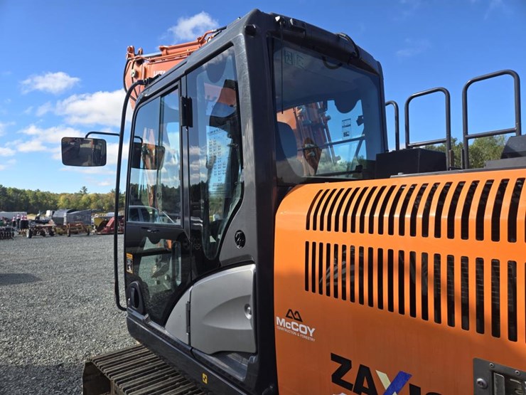 hitachi-zx130-image-24
