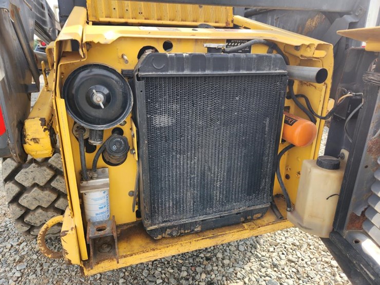 2001-new-holland-ls150-image-26