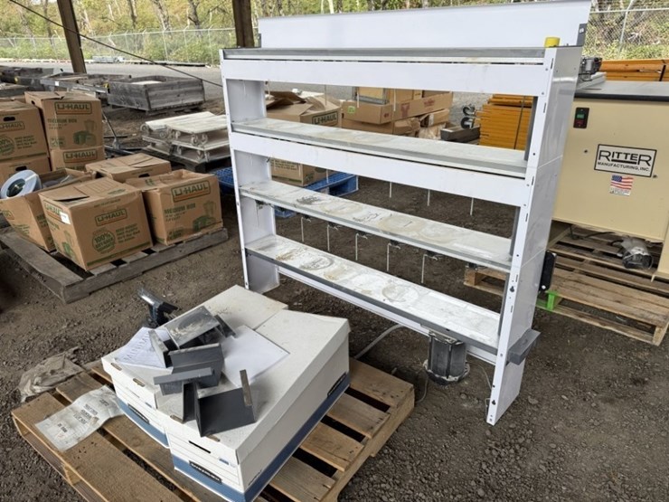 fillon-paint-mixing-shelf-image-3