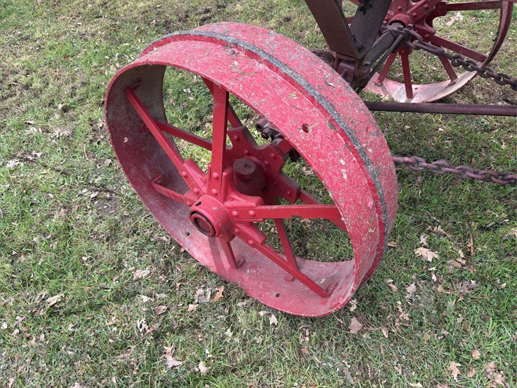 25-50-avery-image-23