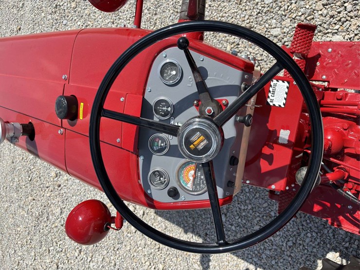 farmall-340-image-46