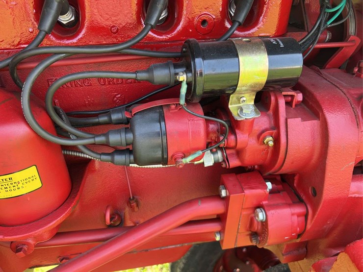 farmall-340-image-25